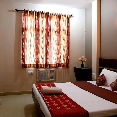 Hotel Shubh Laxmi Udaipur Exterior foto