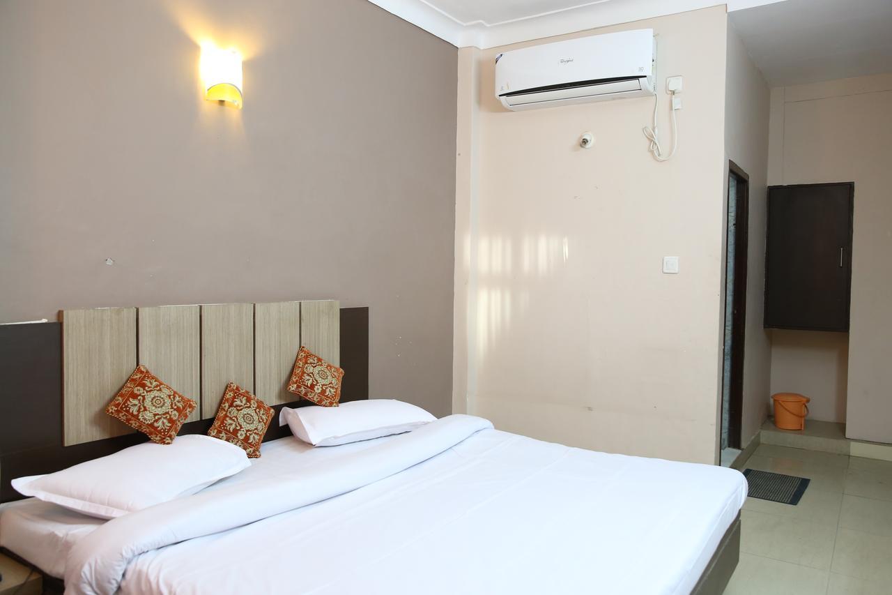 Hotel Shubh Laxmi Udaipur Exterior foto